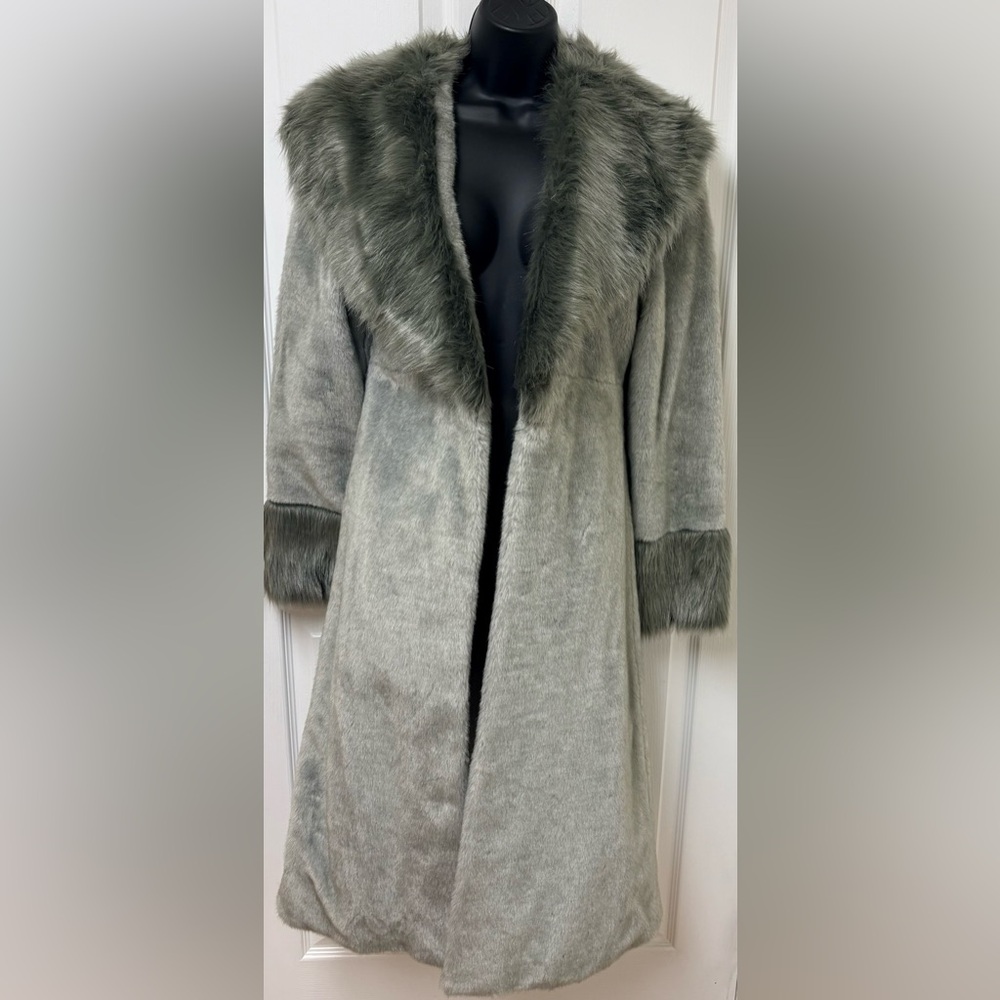 Blanc Noir Coat